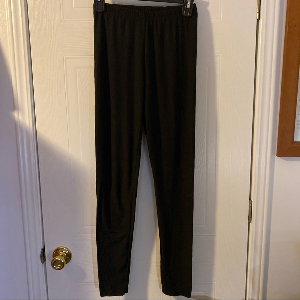 Hello Solo Women’s Medium Leggings